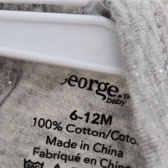 5/$10 George cotton long sleeve onesie - Picture 3 of 4